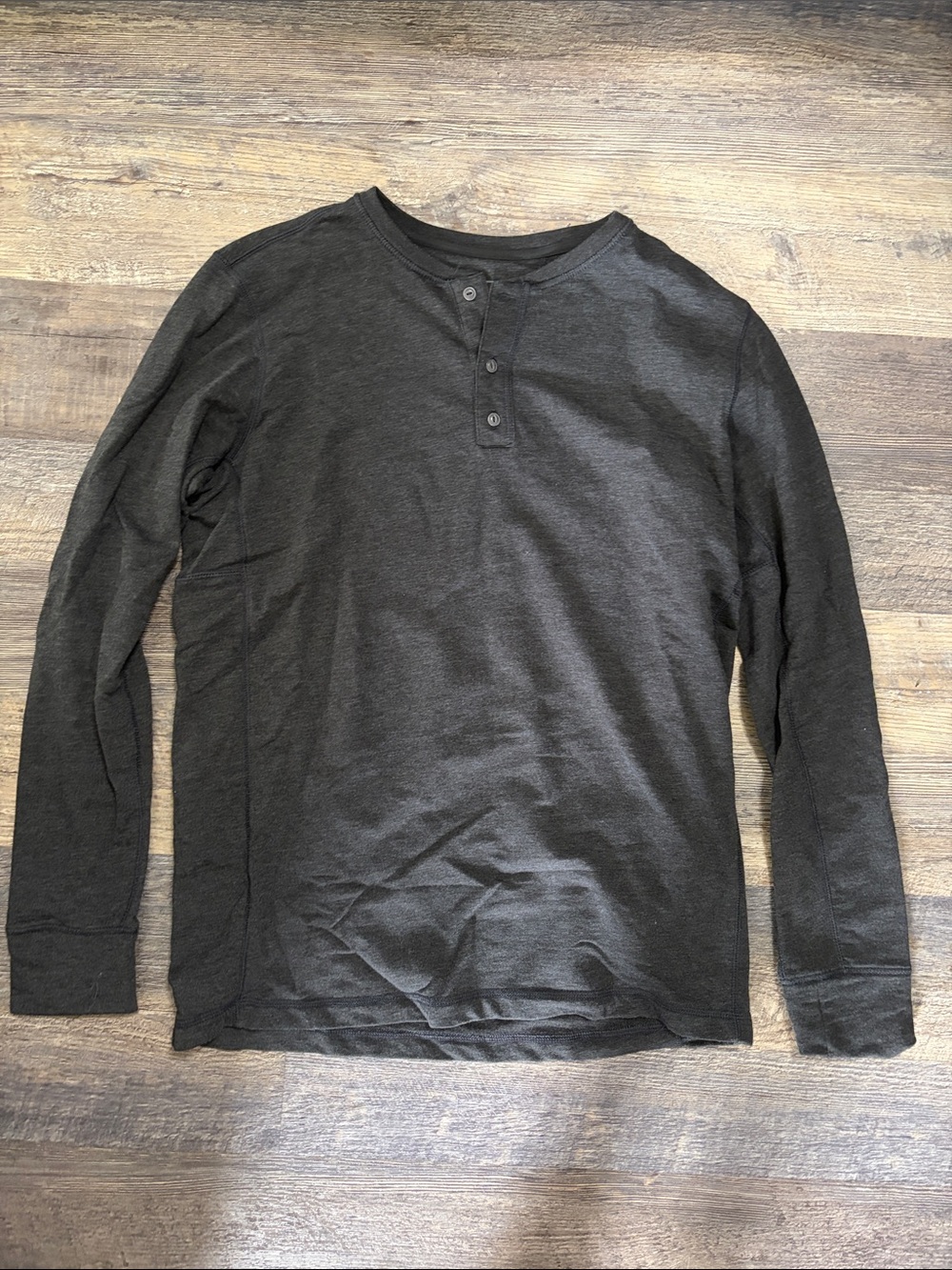 North Face Men's Long-Sleeve Henley Shirt - Charcoal